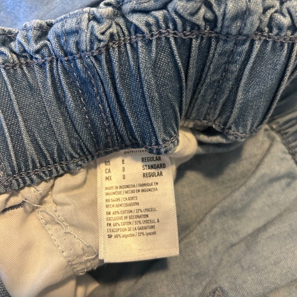 American Eagle cargo jeans - Picture 3 of 5